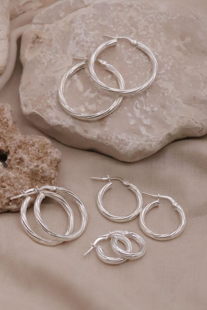 עגילי חישוק מסולסלים דקים מכסף 925