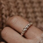 טבעת חבל מלופפת פתוחה ומתכווננת. טבעת בייסיק המיוצרת מכסף אמיתי 925.jpg