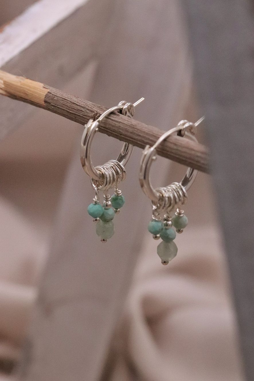 עגילי חישוק טורקיז ואוונטורין מכסף אמיתי 925 או גולדפילד.jpg