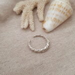 טבעת חבל מסולסלת נפתחת מכסף טהור 925 2.jpg