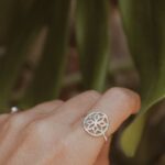 טבעת פרח חלול מכסף טהור 925 2.jpg