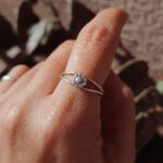 טבעת פרח חמניה עדינה מכסף טהור 925.jpg