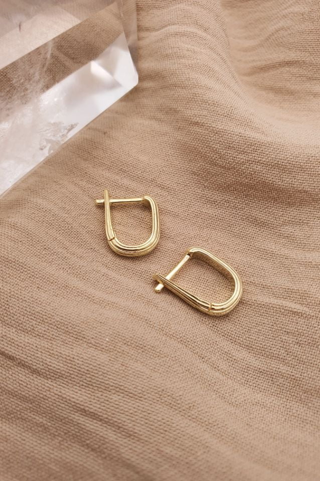 עגילי חישוק זהב בייסיק עדינים 1.jpg