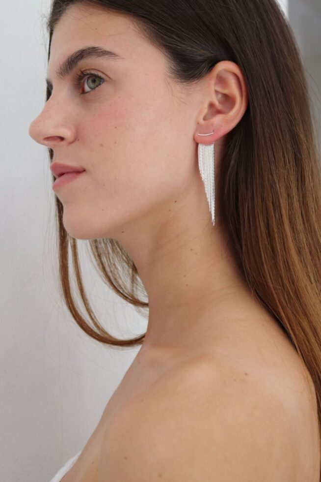 עגילים נשפכים עם נוכחות מכסף 925