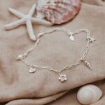 צמיד לולאות עדין עם תליוני ים מכסף אהור 925 1.jpg