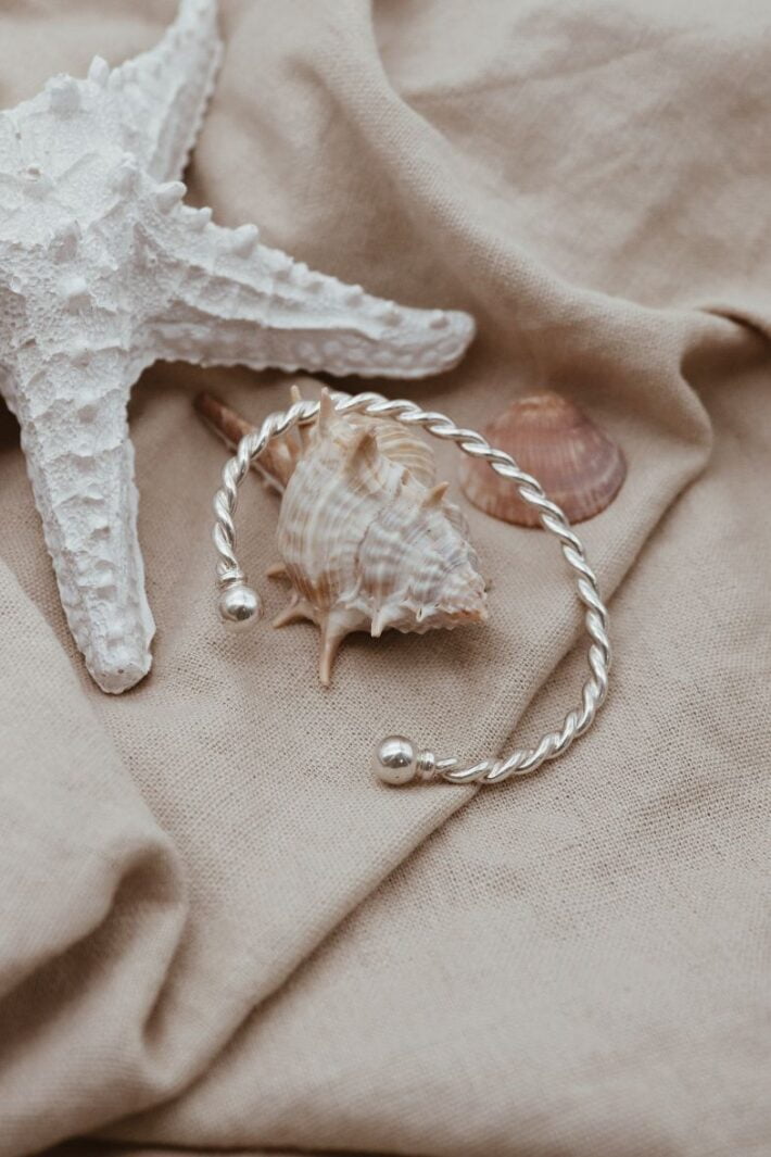 צמיד קשיח בצורת חבל מכסף טהור 925.jpg