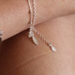 צמיד שכבות עדין לולאות וכדוריות מכסף טהור 925 1.jpg