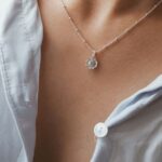 שרשרת כדוריות עדינה עם תליון פרח חמניה קטן מכסף טהור 925.jpg