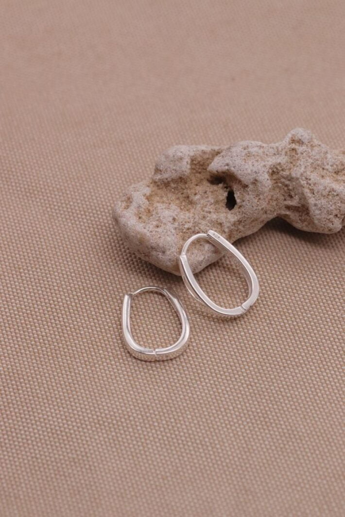 עגילי בייסיק עגולים מכסף טהור 925.jpg