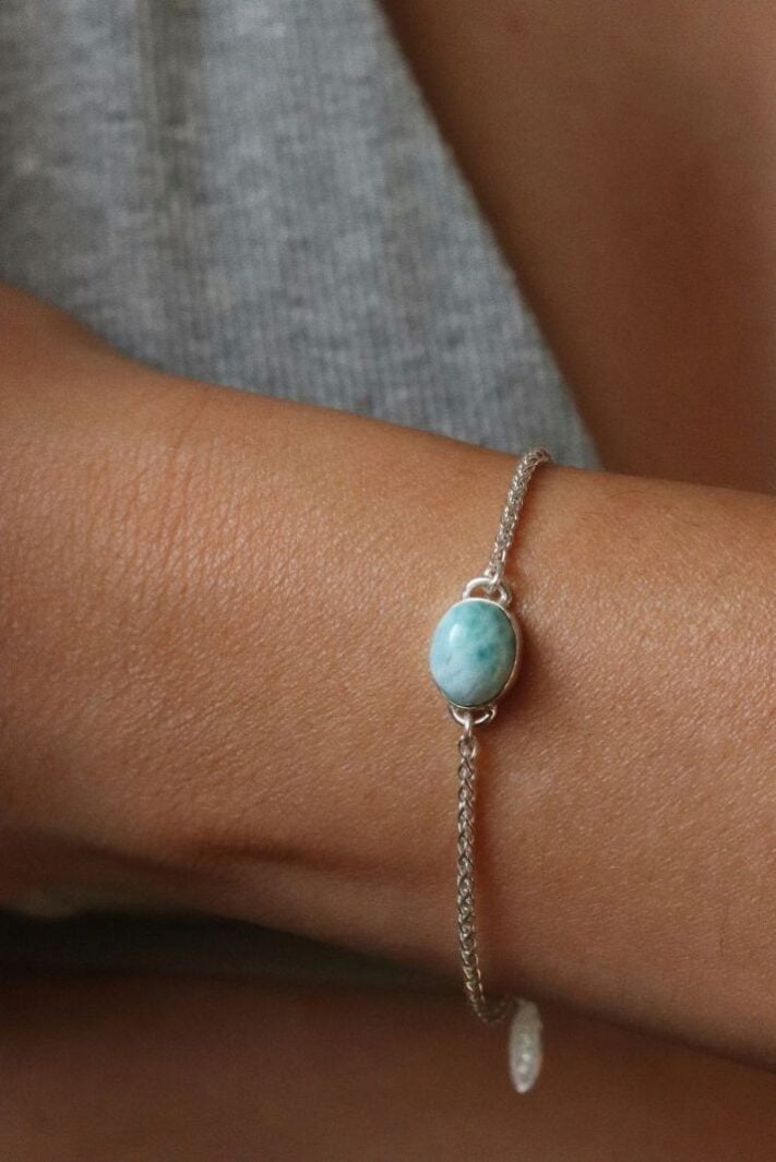 צמיד חבל מיוחד עם אבן לרימר תכלת בצורת אליפסה מכסף 925