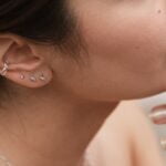 סט עגילי כסף צמודים משובצים בזירקונים