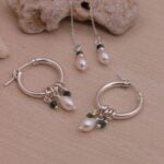 סט עגילי חישוק ועגילי שרשרת שרוך עם אבני חן אמרלד ירוקות ופנינים לבנות