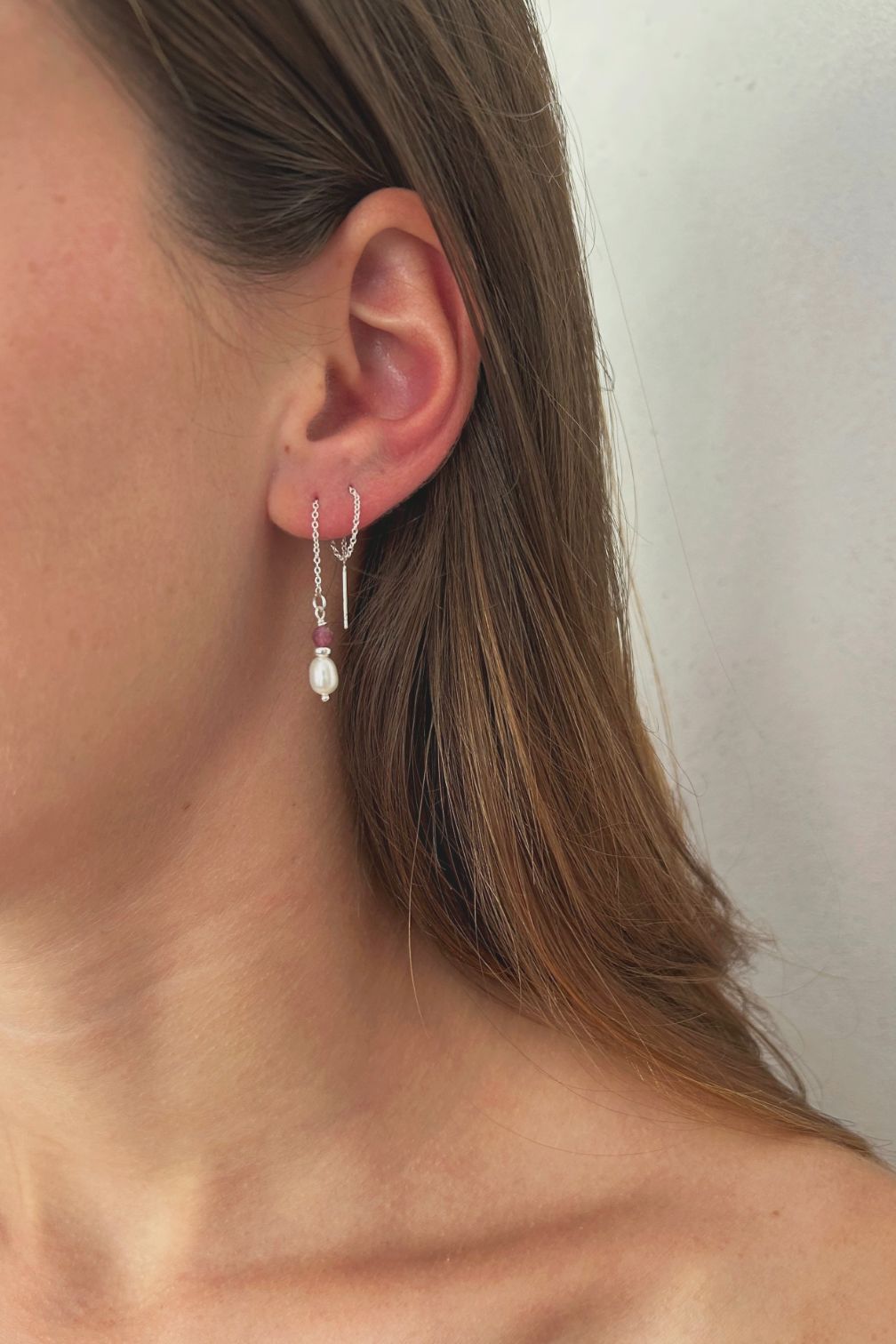 עגיל שרוך טורמלין ורוד ופנינה מכסף 925 (2) 01