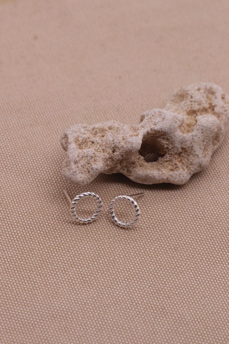 עגילי חישוק מלופפים צמודים לאוזן מכסף 925 או ציפוי זהב