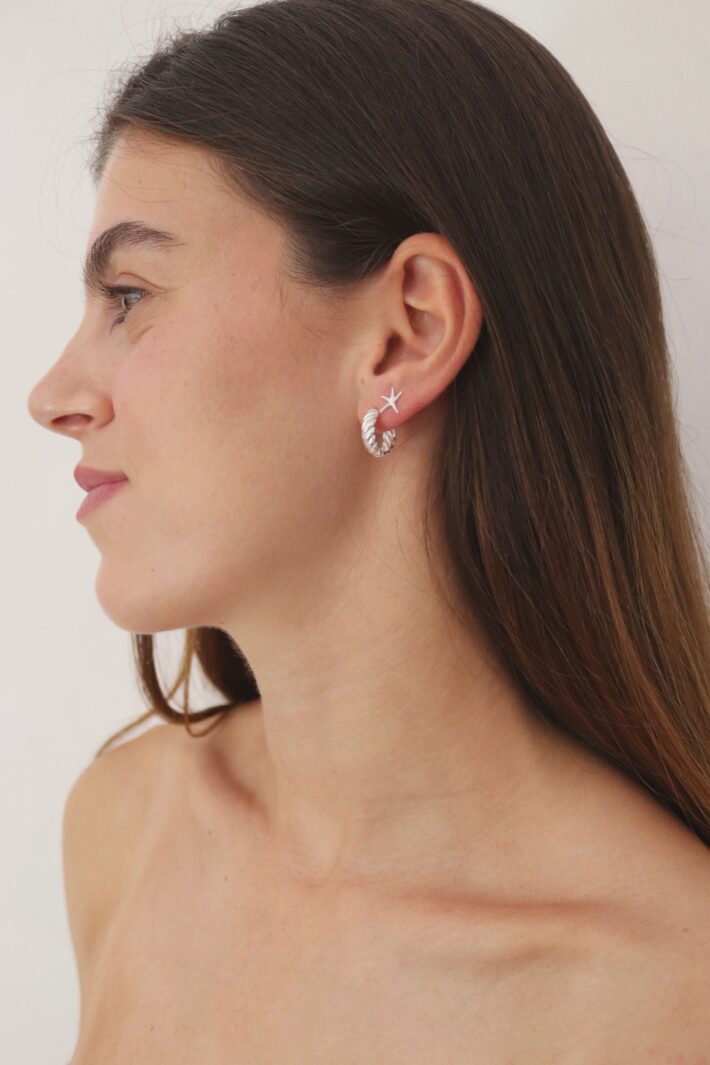 עגילי חישוק עבים עם עגיל כוכב ים צמוד מכסף 925 01