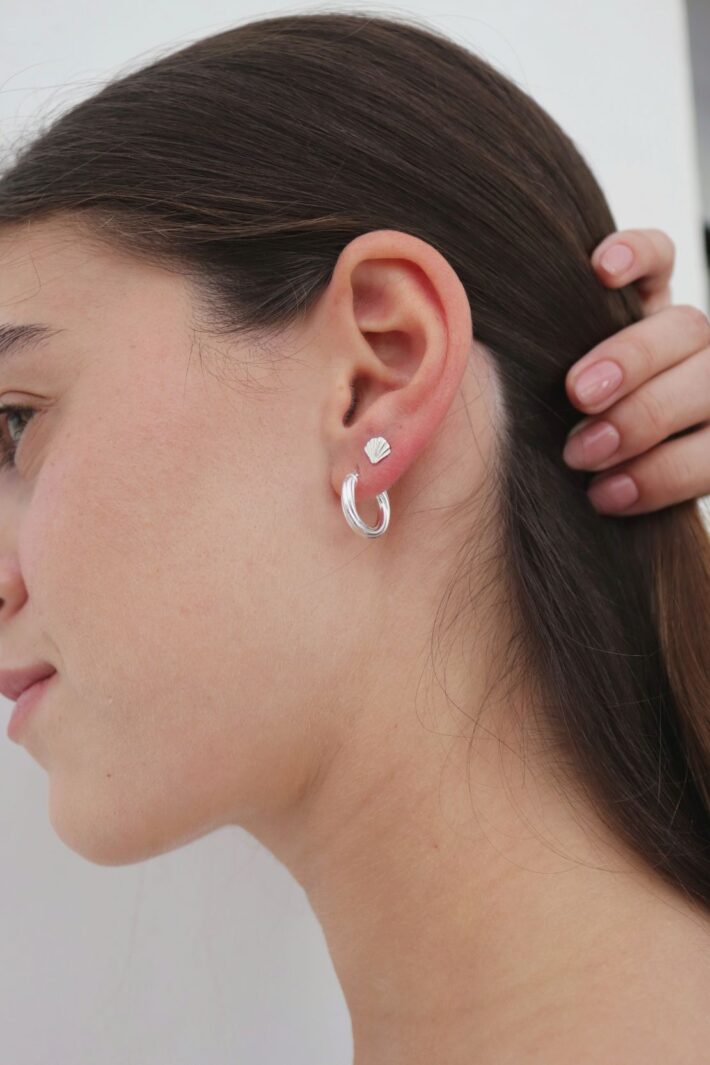 עגילי צדף צמודים לאוזן מכסף טהור 925.jpg