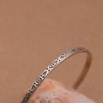 צמיד קשיח חריטה יוניסקס לגבר ולאישה עם עיטורים אתניים מכסף טהור 925 (2)