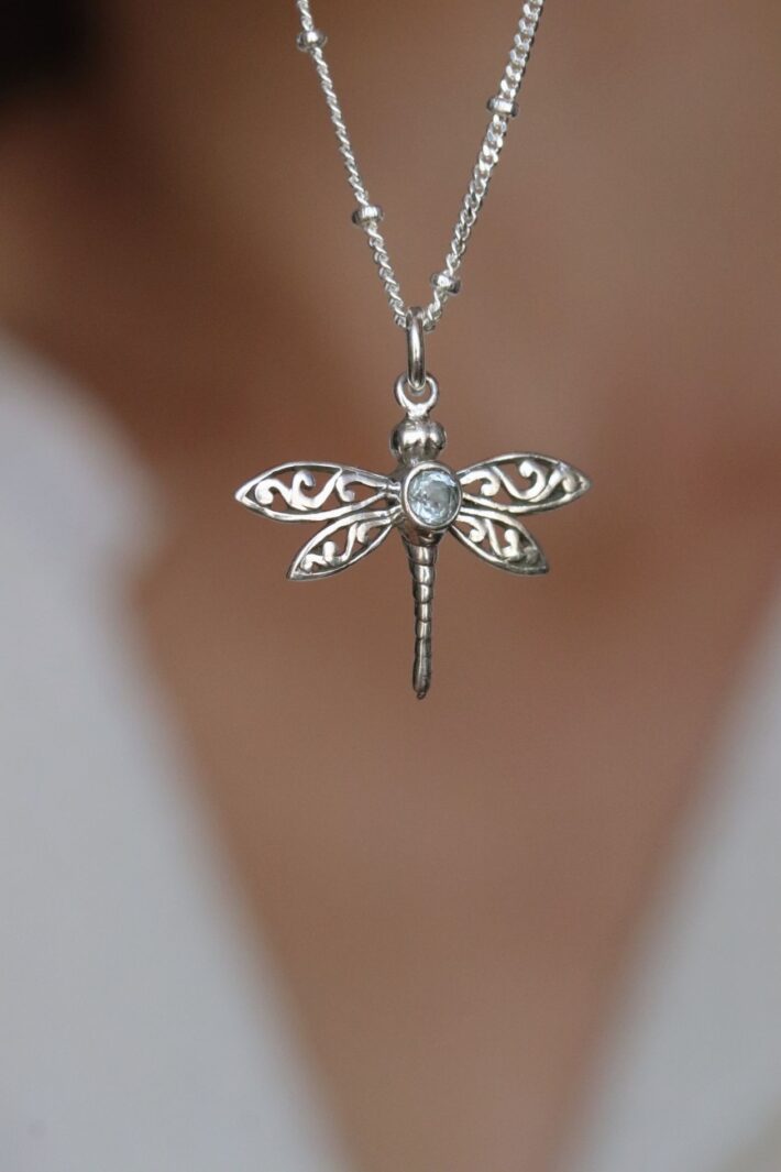 שרשרת כדוריות עדינה עם תליון שפירית עם אבן אקווה מרין תכלת מכסף 925 (1)