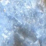 אנג’לייט - אנהידרייט כחולה (Angelite)