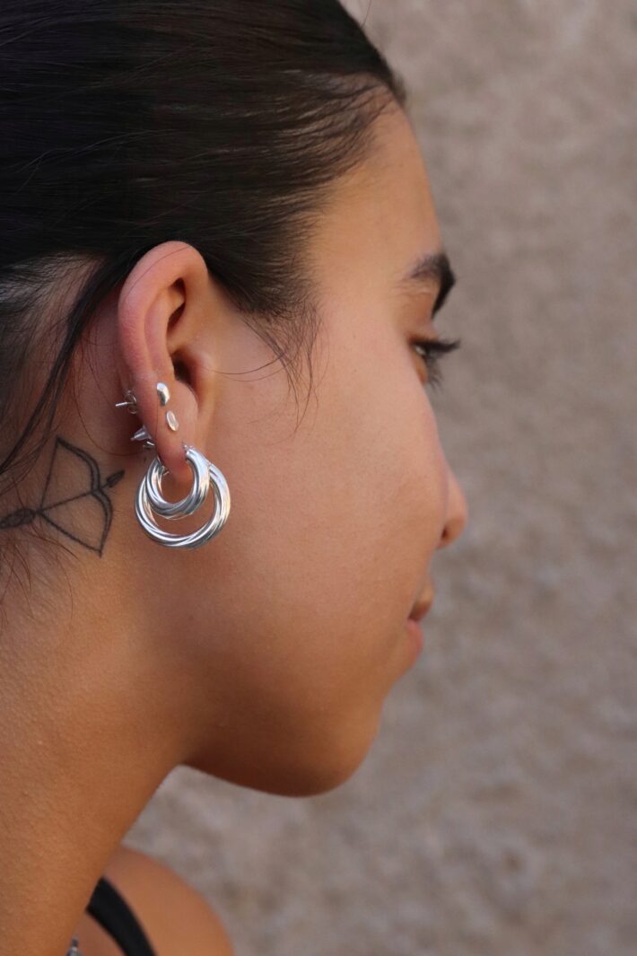 עגילי חישוק עבים מסולסלים מכסף 925