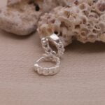 עגילי חישוק קטנים בדוגמא של גורמט מכסף 925 (1)