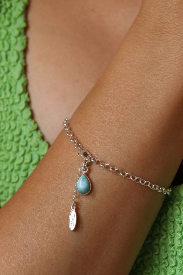 צמיד לולאות מכסף בשילוב אבן חן לרימר תכלת בצורת טיפה מכסף 925 (2)