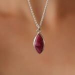 שרשרת חבל עדינה בשילוב אבן חן רובי בצורת מרקיזה מכסף 925 (1)