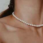 שרשרת פנינים צמודה לצוואר פנינים לבנות עגולות מכסף 925 או גולדפילד (2)