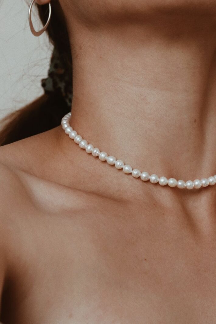 שרשרת פנינים צמודה לצוואר פנינים לבנות עגולות מכסף 925 או גולדפילד (2)