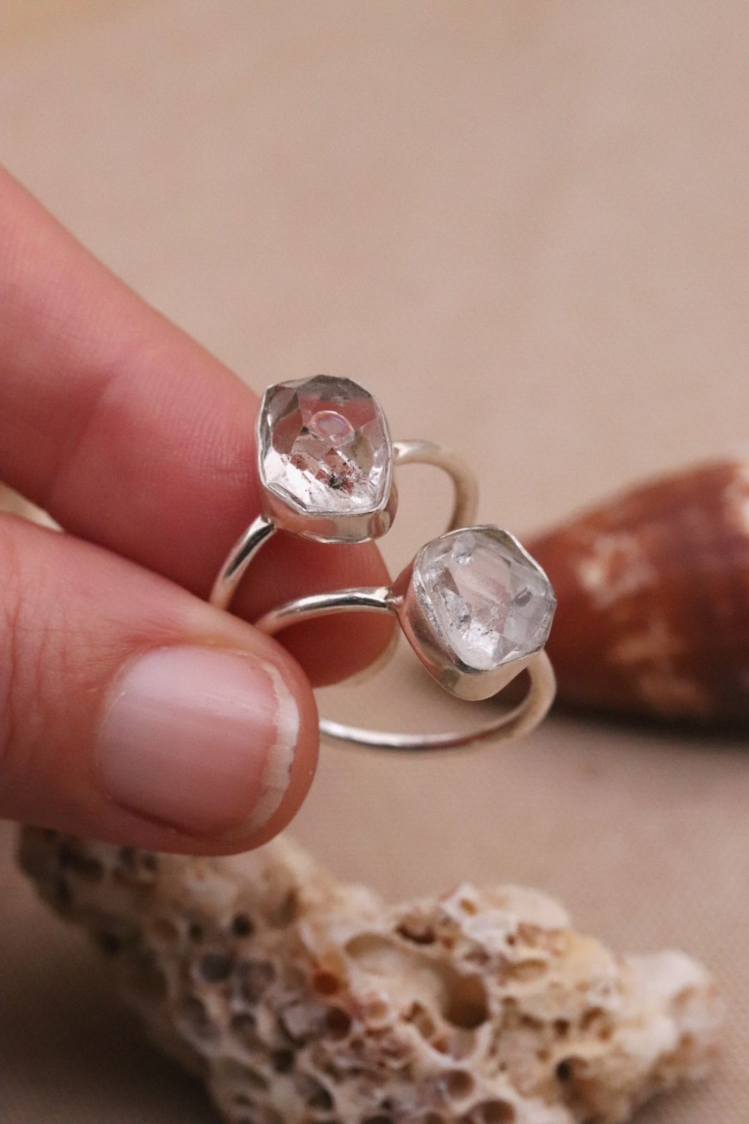 טבעות אבני חן מכסף אמיתי טבעת קוורץ יהלום הרקימר אבן חן אפורה מכסף 925 עמידה במים (2)