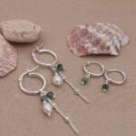 סט עגילי חישוק לאישה מכסף אמיתי 925 בשילוב אבני חן אמרלד ירוקות ופנינים לבנות כסף 925 (2)