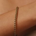 צמיד מציפוי זהב בייסיק ללא תליון (1)