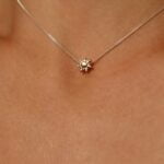 שרשרת עדינה עם חרוז בצורת שמש מכסף 925 או גולדפילד (1)