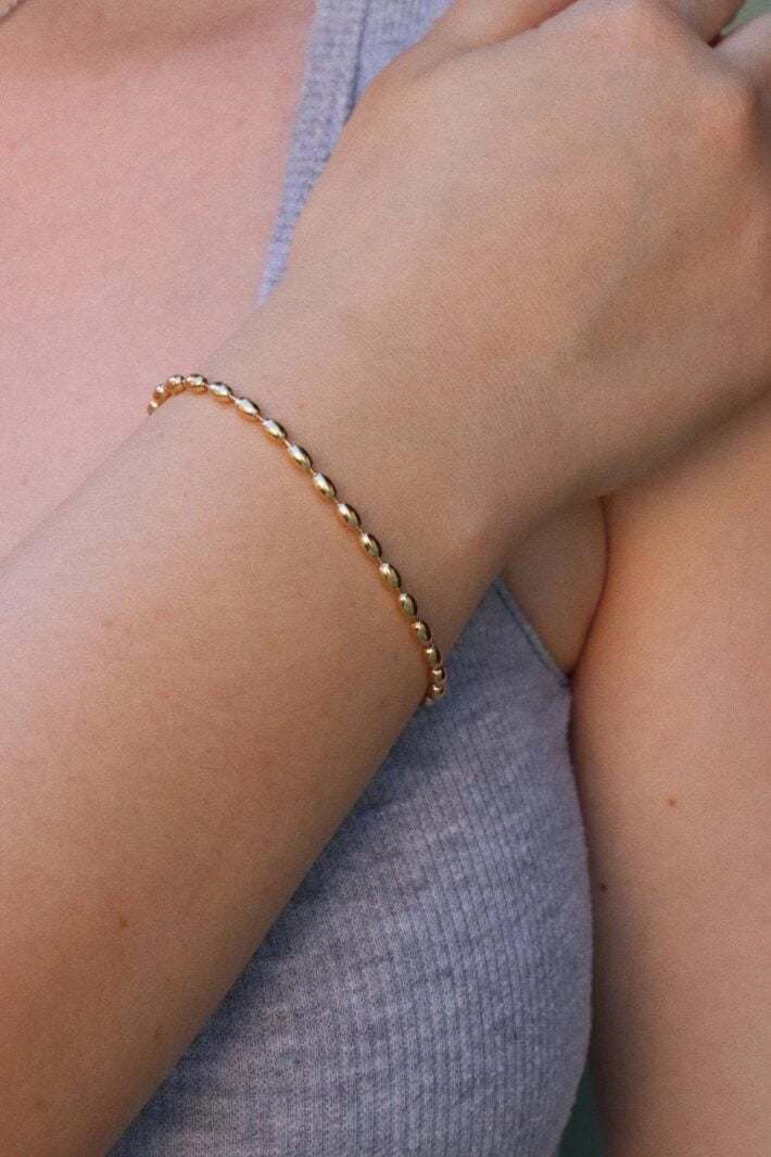 צמיד זהב לנשים עדין ומיוחד