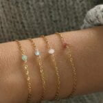 צמיד יד עדין עם אבן חן טבעית. עשוי מכסף 925 או ציפוי זהב איכותי (2)