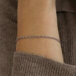 צמיד נשים דק ועדין בשילוב פנינה לבנה אמיתית עמיד במים (2)