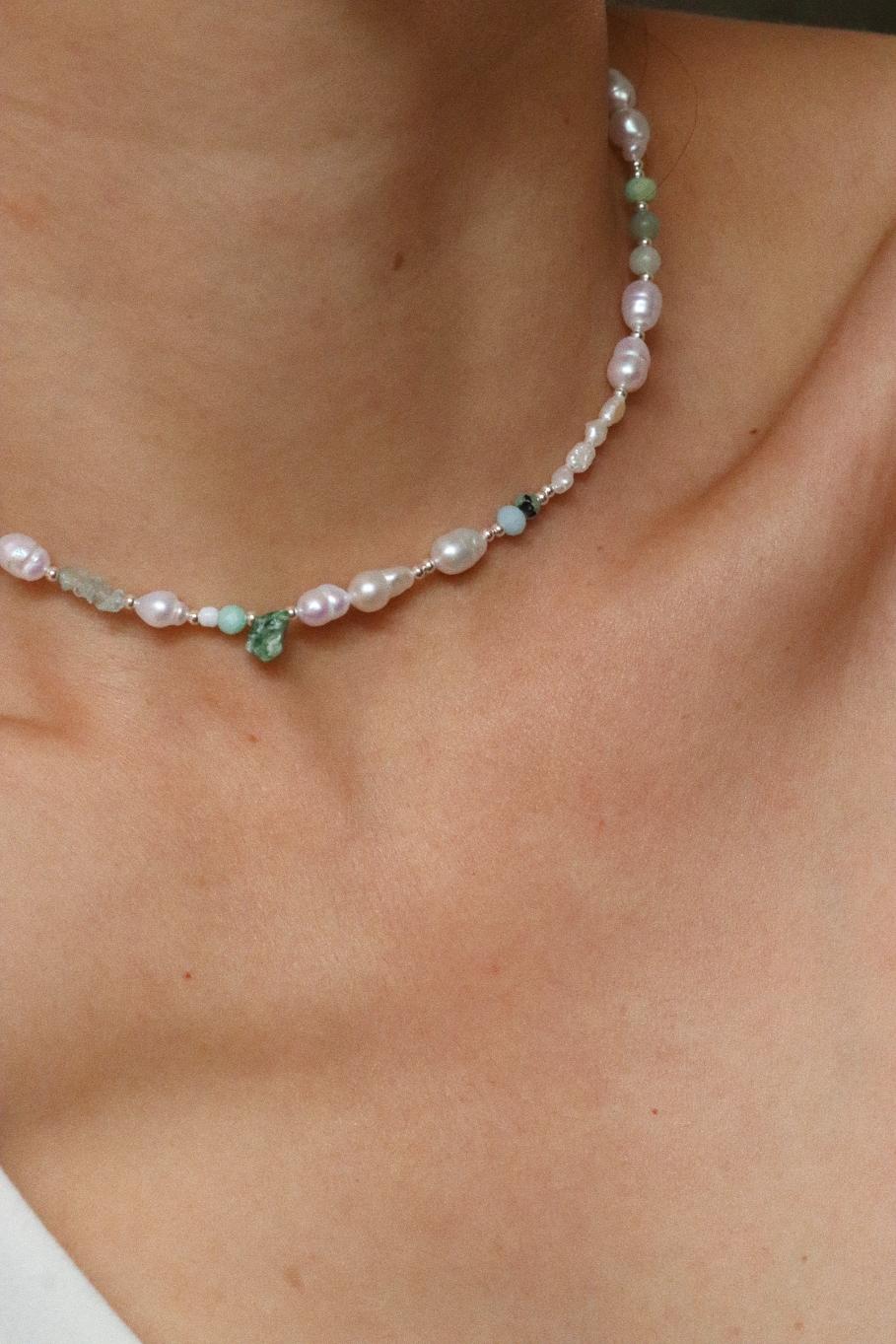 שרשרת חרוזים צמודה לצוואר מכסף 925