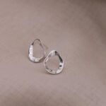 עגילים חלולים צמודים לאוזן מכסף 925. עגילים מיוחדים צמודים לאוזן. עגילים תקניים לצבא. עגילים לחיילות (2)