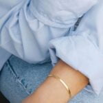 צמיד זהב חלק ושטוח. צמידי זהב מיוחדים. צמידי יד לאישה (2)